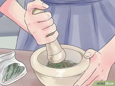 Imagen titulada Make Marijuana Tea Step 1