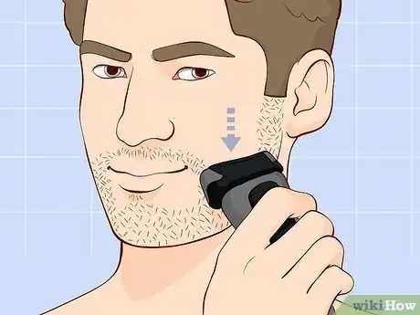 Imagen titulada Shave With an Electric Shaver Step 13