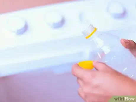 Imagen titulada Remove Fabric Softener Stains Step 14