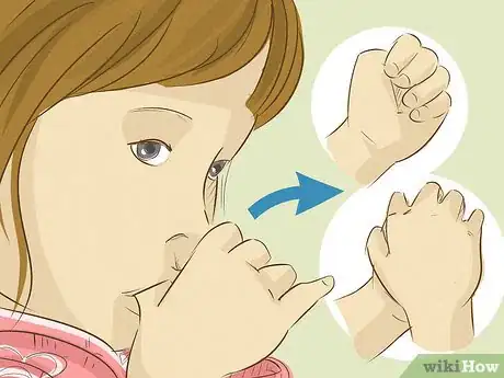 Imagen titulada Get a Child to Stop Sucking Fingers Step 5