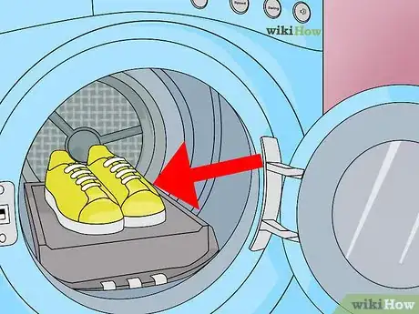 Imagen titulada Disinfect Used Shoes Step 2