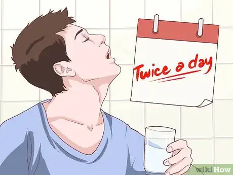 Imagen titulada Get Rid of Your Cold with Mouthwash Step 5