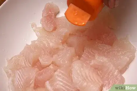 Imagen titulada Make a Sweet and Sour Fish Fillet Step 5