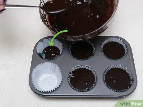 Imagen titulada Make Chocolate Muffins Step 7