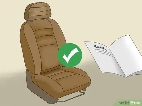 Imagen titulada Clean Leather Car Seats Step 1