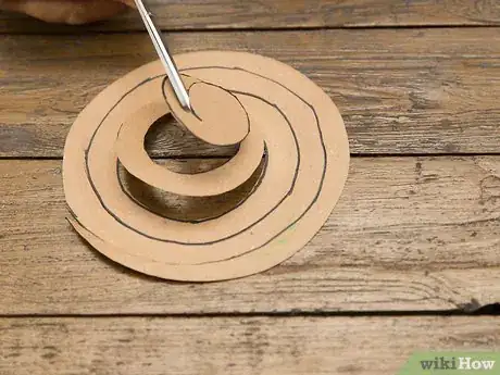 Imagen titulada Make a Paper Snake Step 5