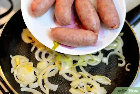 Imagen titulada Cook Bratwurst Step 15