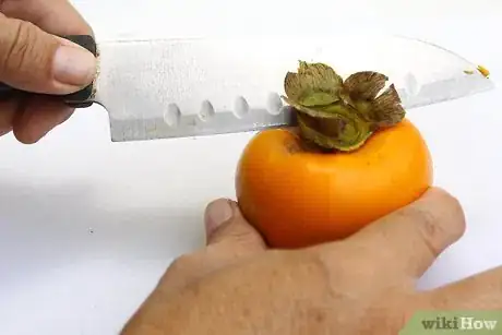 Imagen titulada Cut a Persimmon Step 2