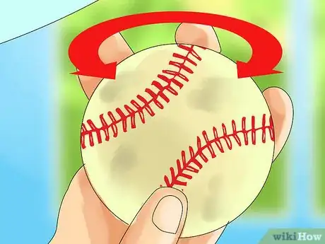 Imagen titulada Clean a Dirty Baseball Step 7