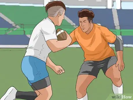 Imagen titulada Rugby Tackle Step 4