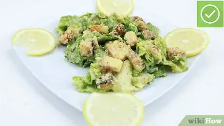 Imagen titulada Make a Caesar Salad Step 12