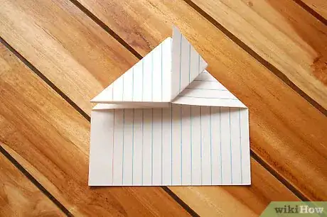 Imagen titulada Make an Origami Jumping Frog from an Index Card Step 6