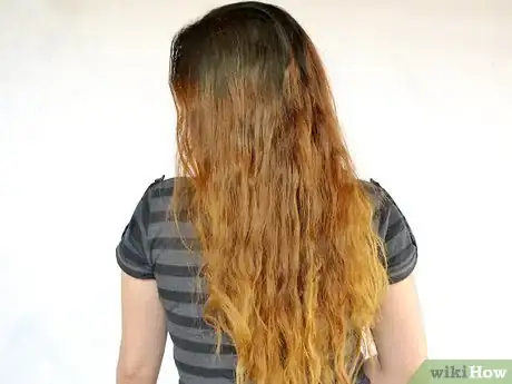 Imagen titulada Use Lemon Juice to Lighten Hair Intro