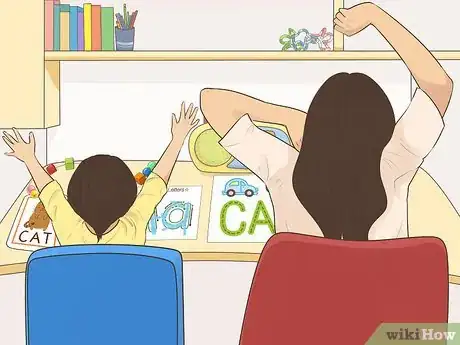 Imagen titulada Teach an Autistic Child to Write Step 18