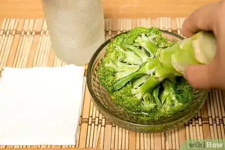 Imagen titulada Keep Broccoli Fresh Step 4