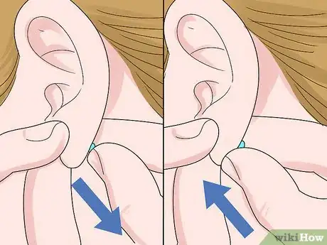 Imagen titulada Remove Earrings for the First Time Step 4