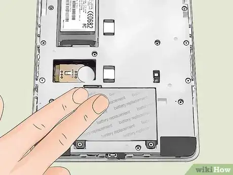 Imagen titulada Replace a Kindle Battery Step 24