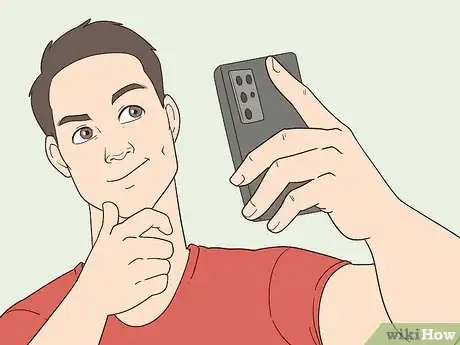 Imagen titulada Take Good Selfies (for Guys) Step 11.jpeg