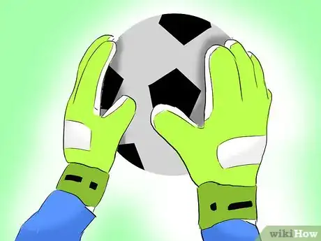 Imagen titulada Catch a Ball Step 11