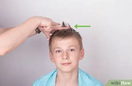 Imagen titulada Cut Boys' Hair Step 7