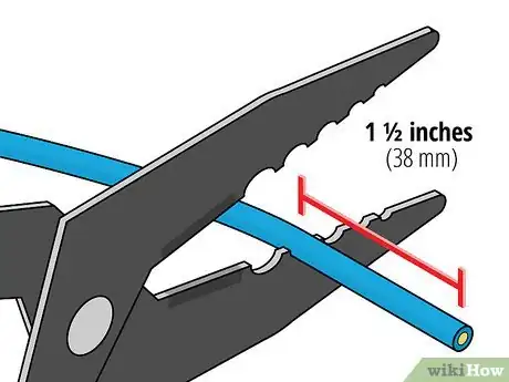 Imagen titulada Use Wire Strippers Step 8