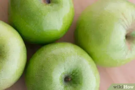 Imagen titulada Make Gourmet Chocolate Covered Apples Step 1