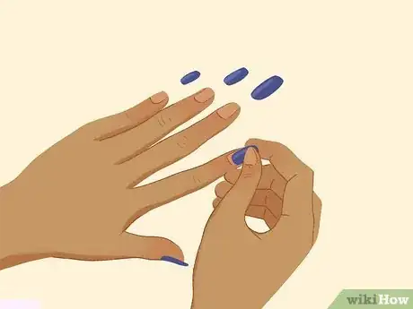 Imagen titulada Make Your Fingernails Look Good Step 14