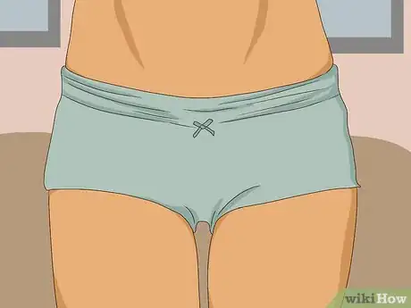 Imagen titulada Exercise While on Your Period Step 10