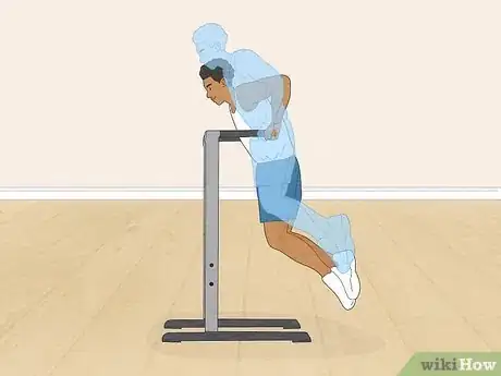 Imagen titulada Use Gym Equipment Step 12