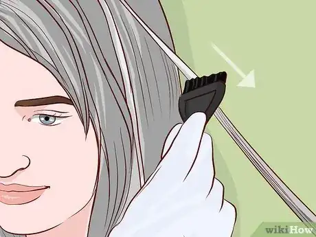 Imagen titulada Color Grey Hair Step 3