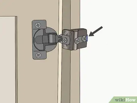 Imagen titulada Adjust Euro Style Cabinet Hinges Step 11