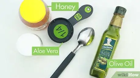 Imagen titulada Remove Makeup with Aloe Step 1