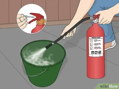 Imagen titulada Recycle a Fire Extinguisher Step 5