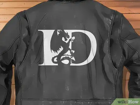 Imagen titulada Paint a Leather Jacket Step 8