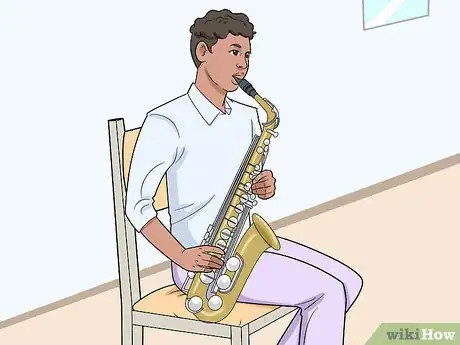 Imagen titulada Play the Alto Saxophone Step 8