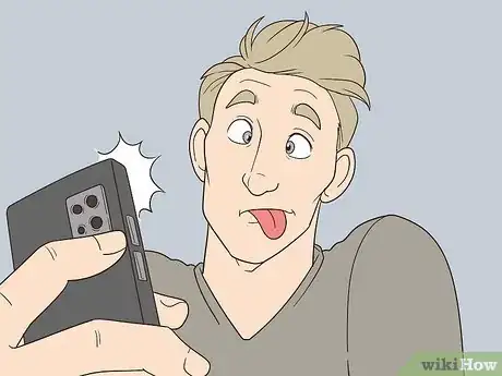 Imagen titulada Take Good Selfies (for Guys) Step 15.jpeg