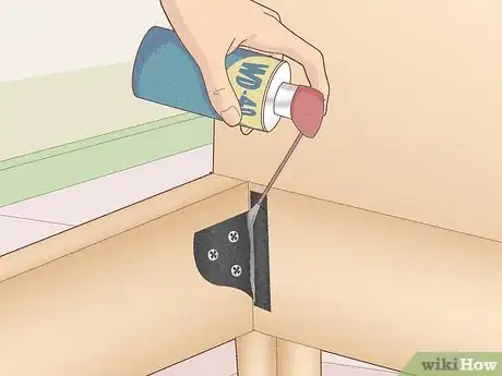 Imagen titulada Fix a Squeaking Bed Frame Step 10