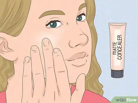 Imagen titulada When Do You Put on Concealer Step 4