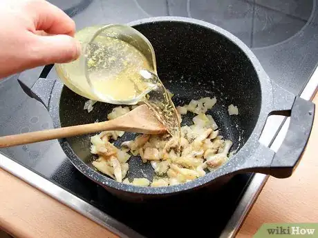 Imagen titulada Make Mushroom Soup Step 14