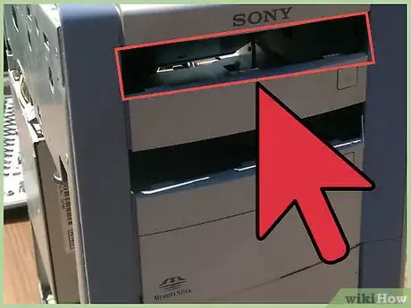 Imagen titulada Install a CD ROM or DVD Drive Step 7