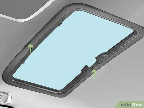 Imagen titulada Add a Sunroof to Your Car Step 18