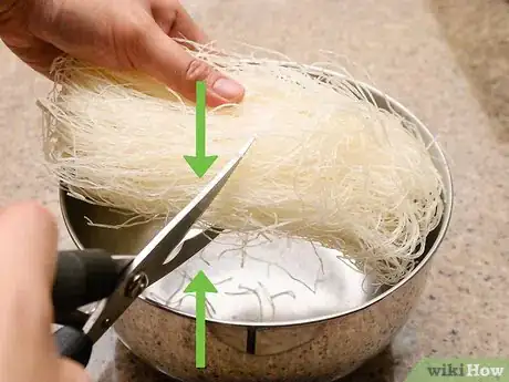 Imagen titulada Make Fried Noodles Step 1