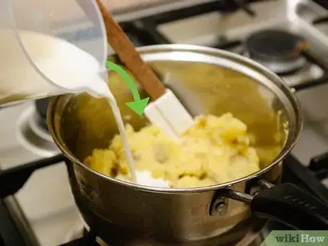 Imagen titulada Cook Mashed Potatoes Step 7