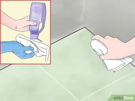 Imagen titulada Get Hair Dye Stain out of Linoleum Step 16