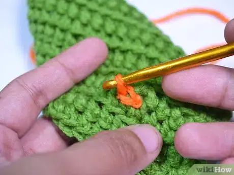 Imagen titulada Surface Crochet Step 20