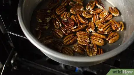 Imagen titulada Toast Pecans Step 3