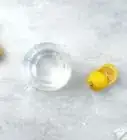 limpiar el microondas con un limón