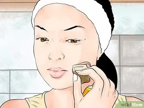 Imagen titulada Reduce the Swelling and Redness of Pimples Step 3