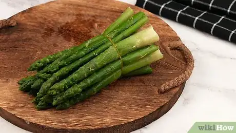 Imagen titulada Store Asparagus Step 1