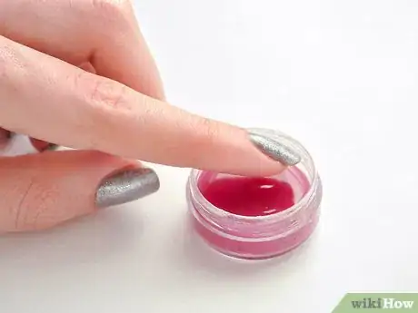 Imagen titulada Make Lip Balm with Petroleum Jelly Step 10